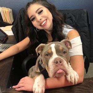 Meet your Posher, Alyssa